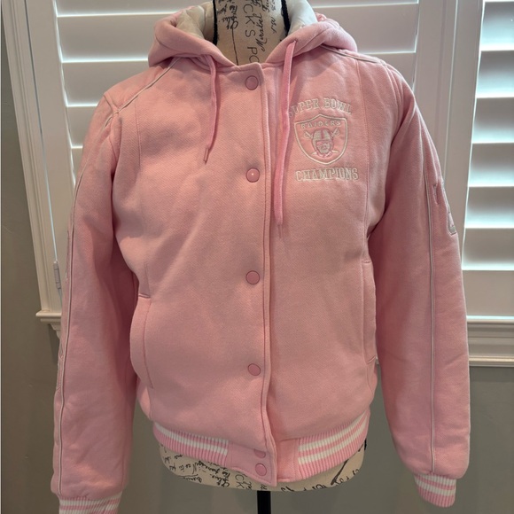 NFL Jackets & Blazers - NFL Raider’s Super Bowl Champions Puffer Jacket